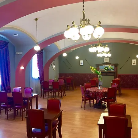 Rezidence Goethe Eagle Hotel 4*